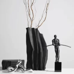 Black Cerami Vase Abstract Tabletop Minimaliste Art Creative