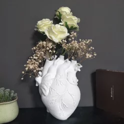 Heart Shape Flower Vase Resin Vase Dried Flower Container Vases