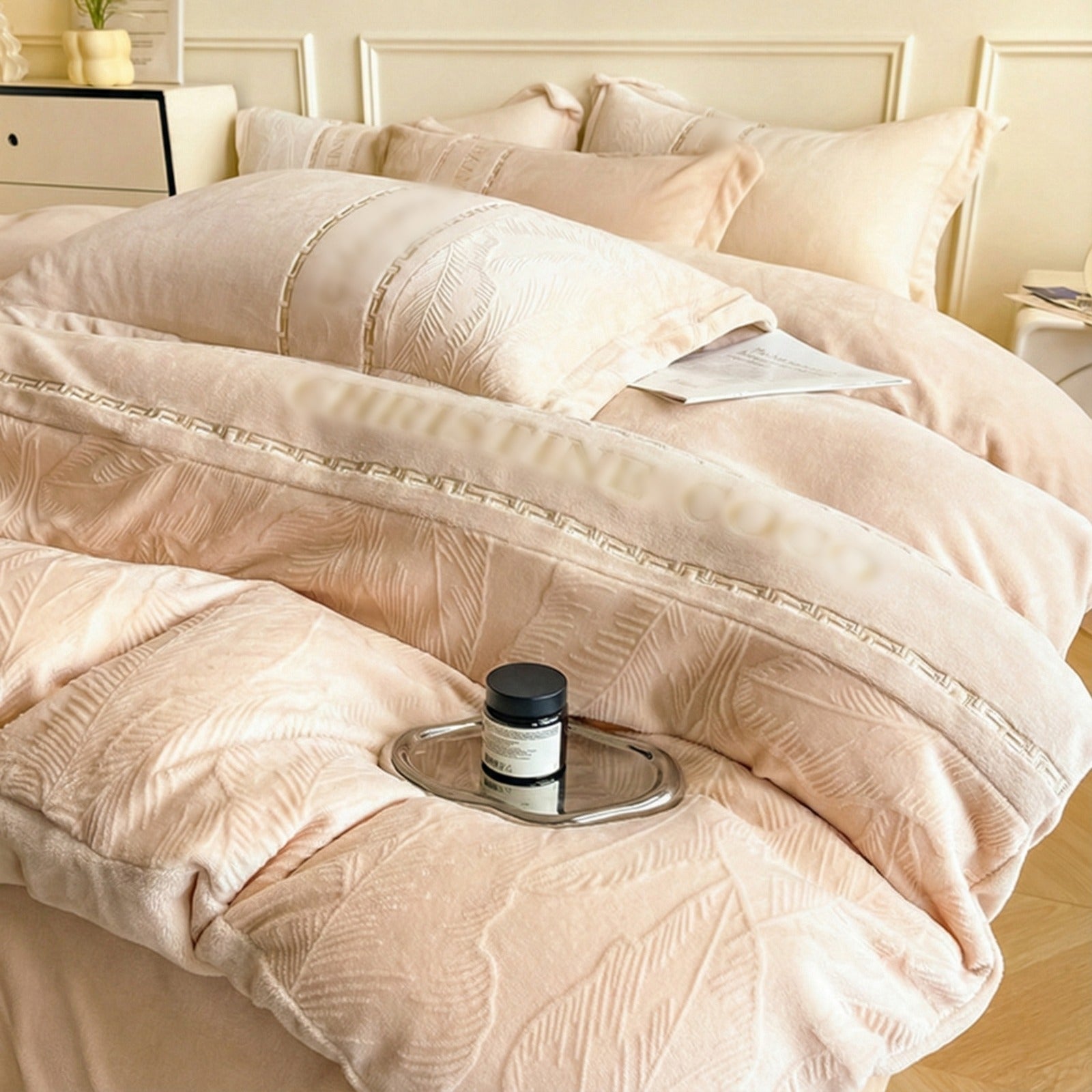 4-Piece Ultra Soft Luxury Bedding Set, Cozy Winter Quilt, King Size Comforter Bedsheet with Pillowcases