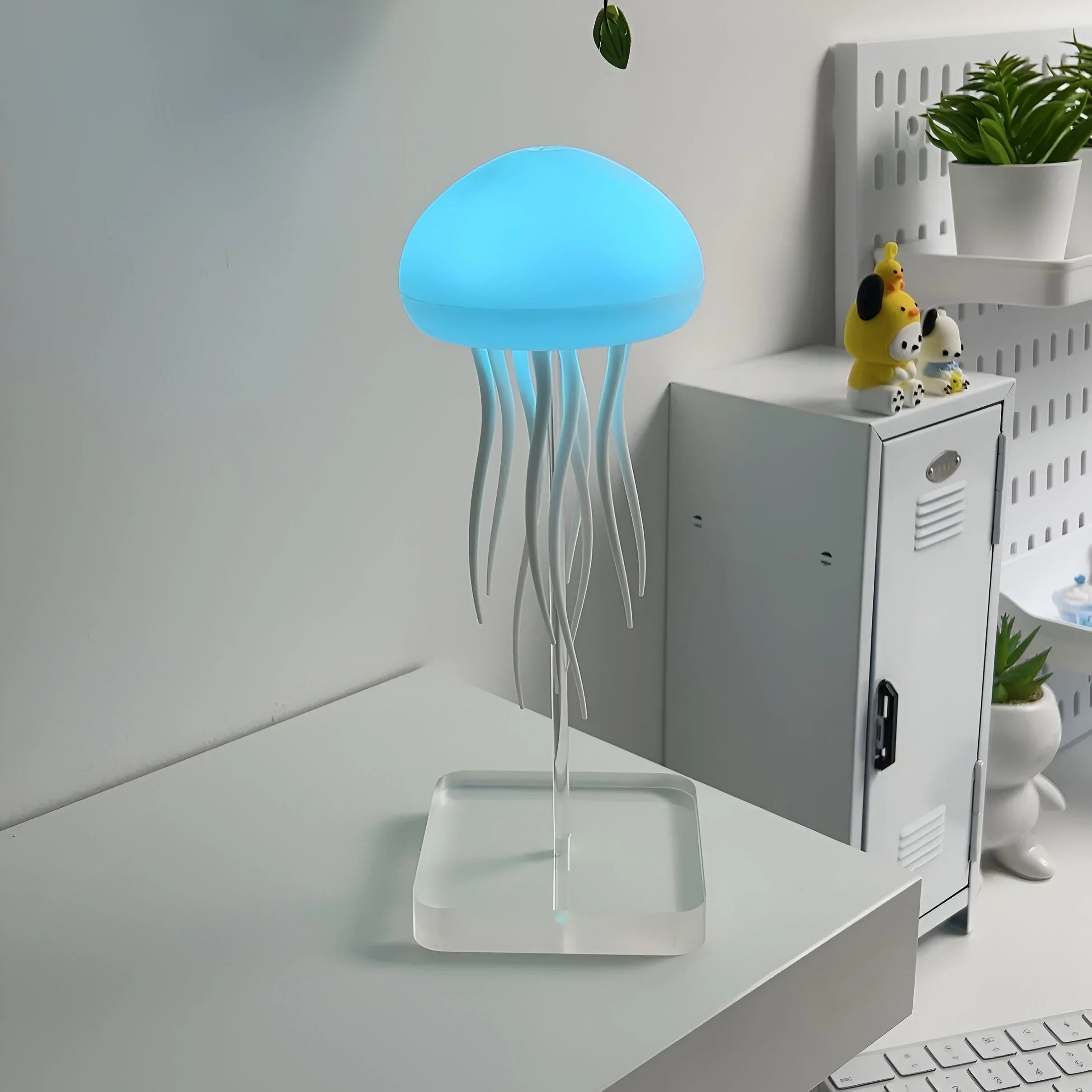 Dancing Jellyfish Mood Light Lamp - Image 3