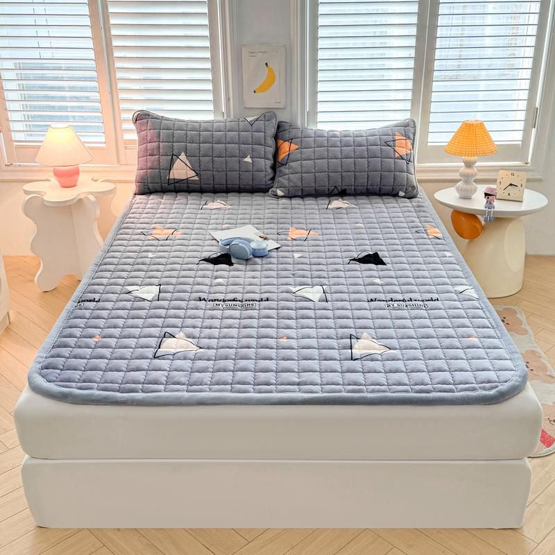 Double Thickened Fitted Mattress Topper, Quilted Mattress Cover, Mattress Protector with Elastic Strap - Image 11