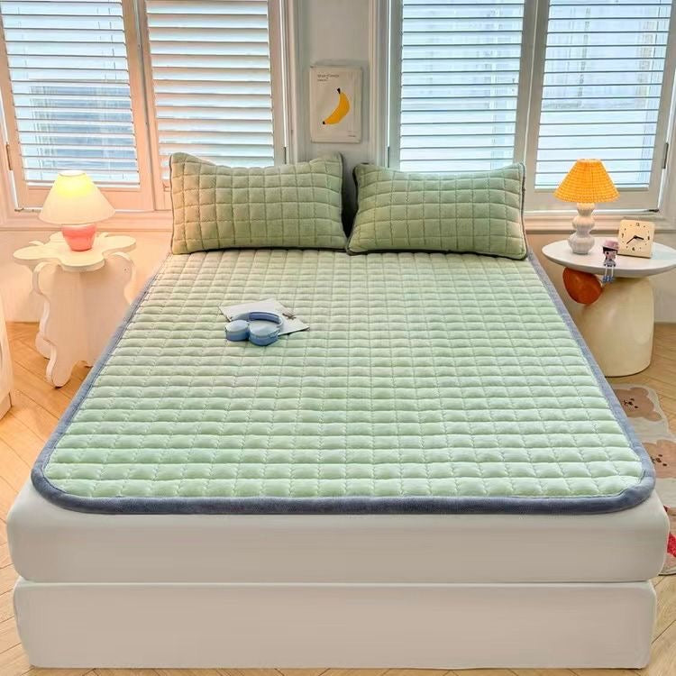 Double Thickened Fitted Mattress Topper, Quilted Mattress Cover, Mattress Protector with Elastic Strap - Image 5
