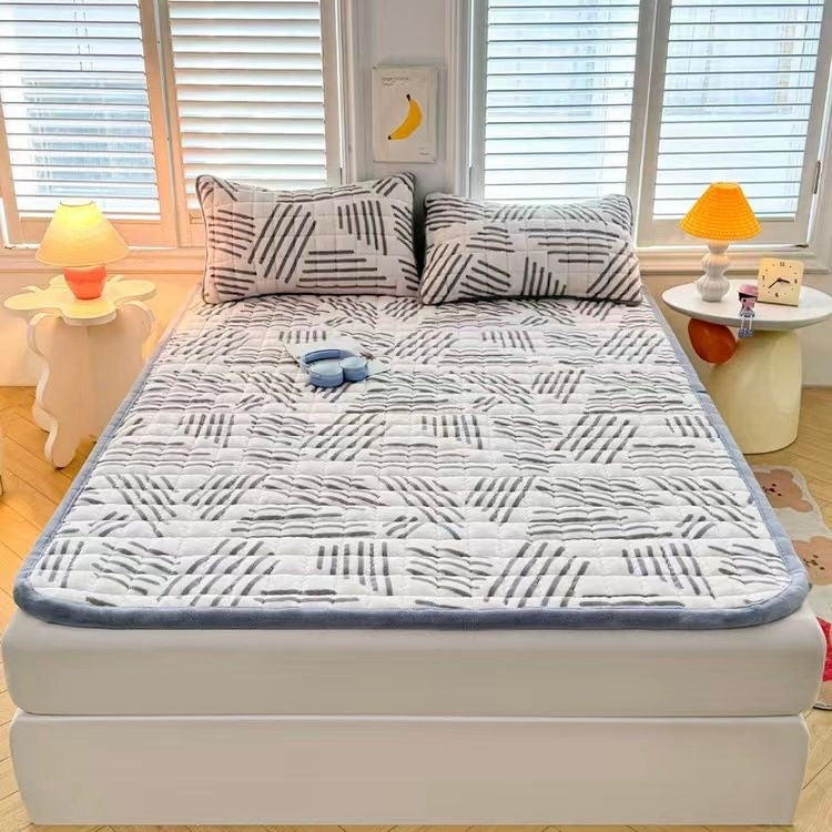 Double Thickened Fitted Mattress Topper, Quilted Mattress Cover, Mattress Protector with Elastic Strap - Image 10