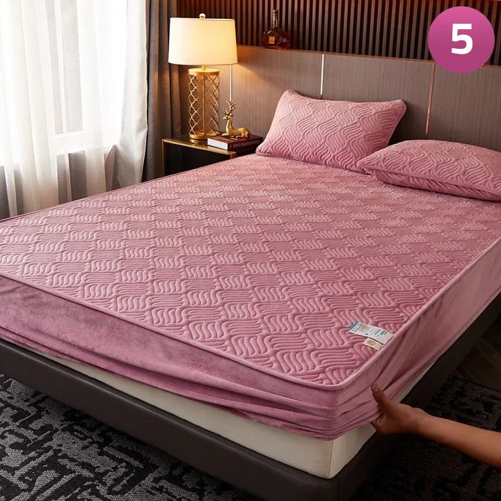 Fitted Size Washable Thicken Quilted Velvet Solid Color Mattress Bedsheet + 2 Pillow Case - Image 5