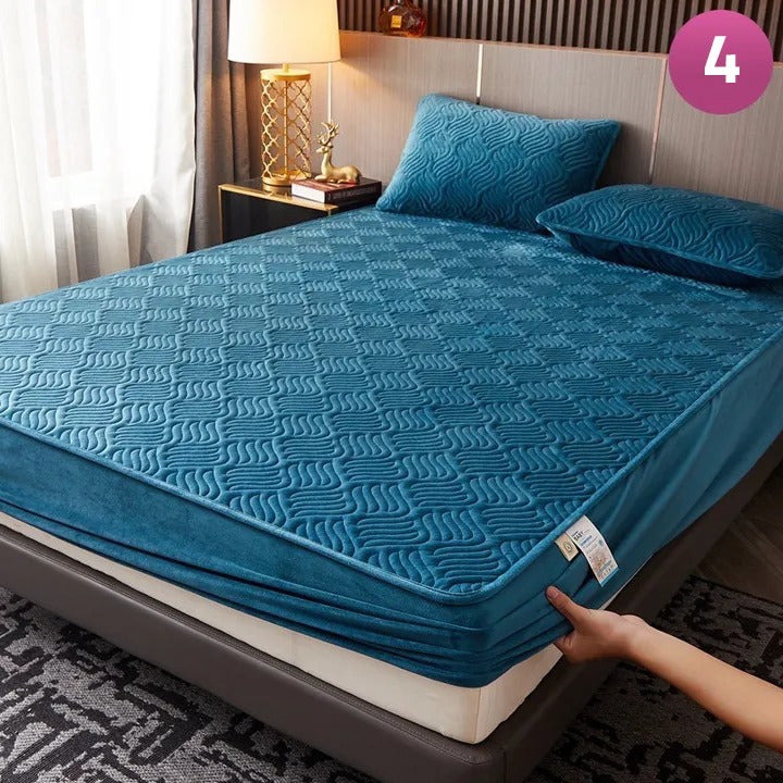 Fitted Size Washable Thicken Quilted Velvet Solid Color Mattress Bedsheet + 2 Pillow Case - Image 4