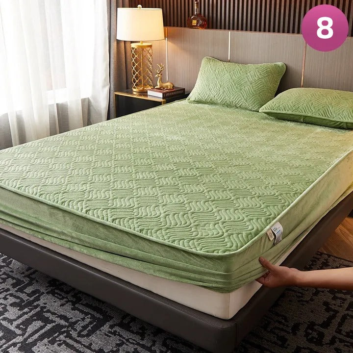 Fitted Size Washable Thicken Quilted Velvet Solid Color Mattress Bedsheet + 2 Pillow Case - Image 8