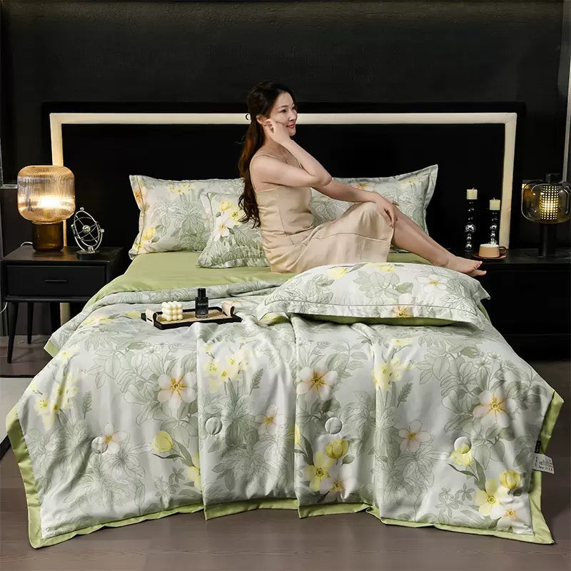 Floral Print TENCEL Summer Quilt Bedding Set, 4-Piece Lightweight Comforter with Bedsheet & Pillow Covers - Image 7